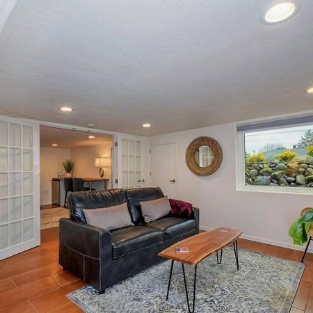 Private New Garden Apartment W Hot Tub Camas Bagian luar foto