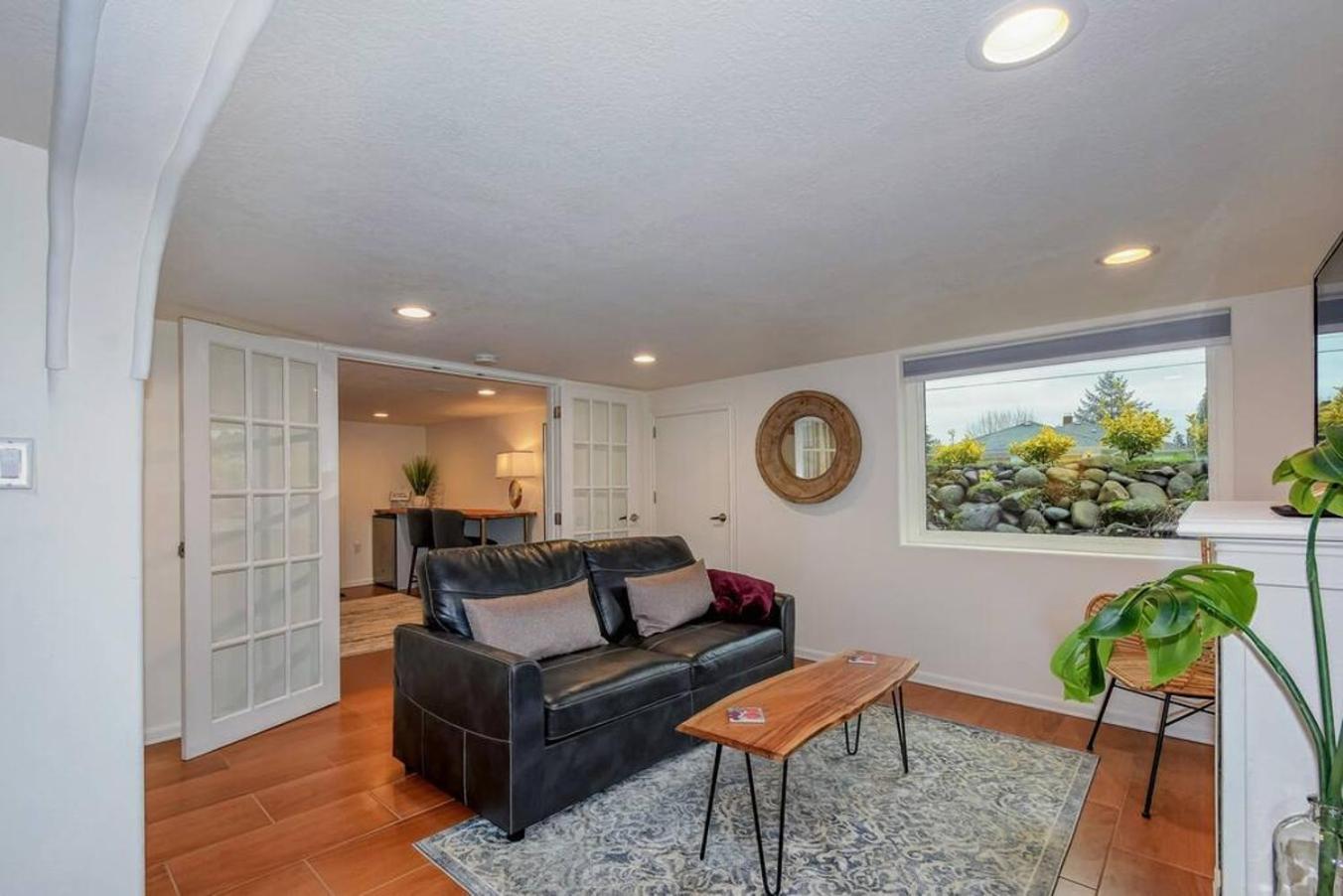 Private New Garden Apartment W Hot Tub Camas Bagian luar foto